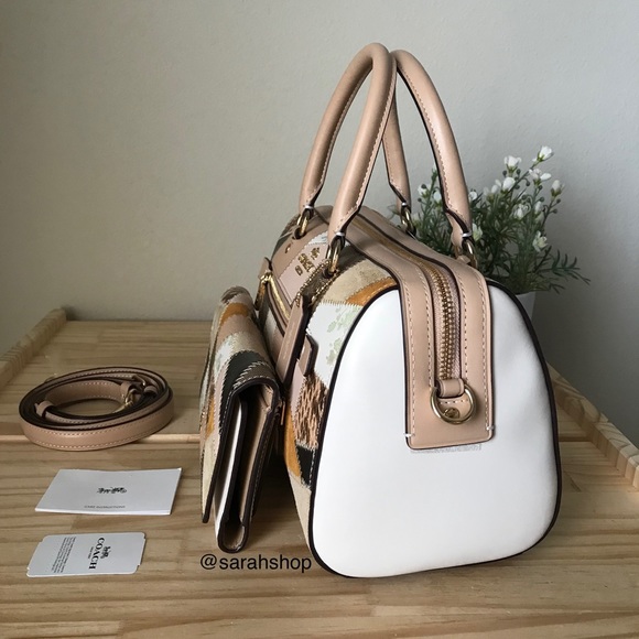 ✅Coach Set - Picture 3 of 15